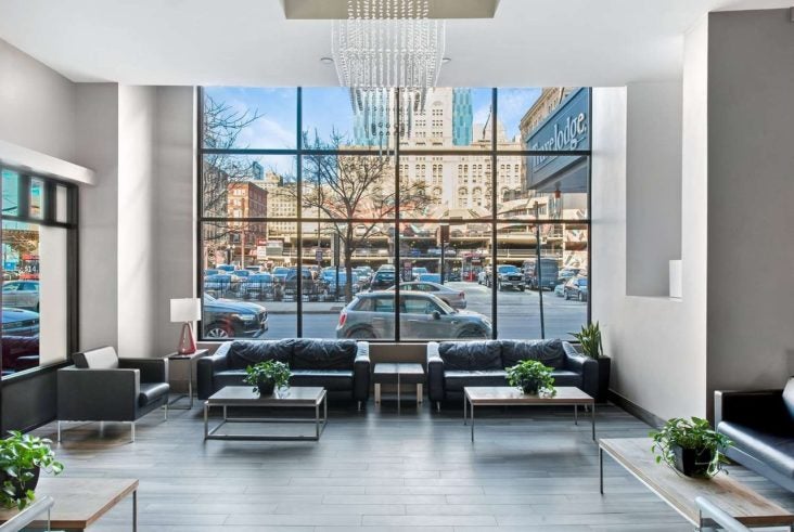 Travelodge by Wyndham Downtown Chicago Lobby Travelodge by Wyndham Downtown Chicago Lobby