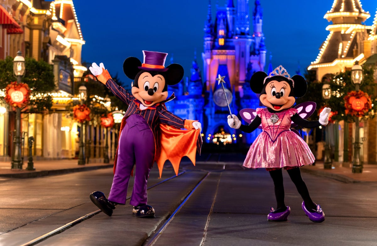 Disney Halloween Mickey and Minnie Lets Party Mug