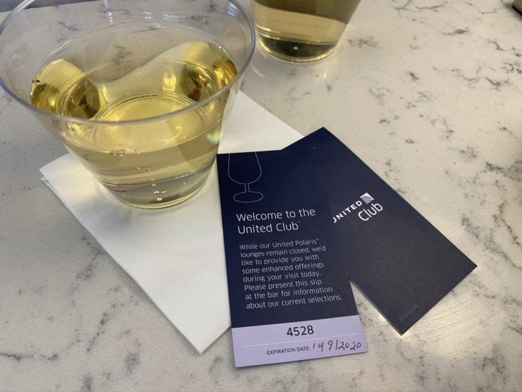 United Club EWR Newark premium wine Rombauer Chardonnay United Club EWR Newark premium wine Rombauer Chardonnay