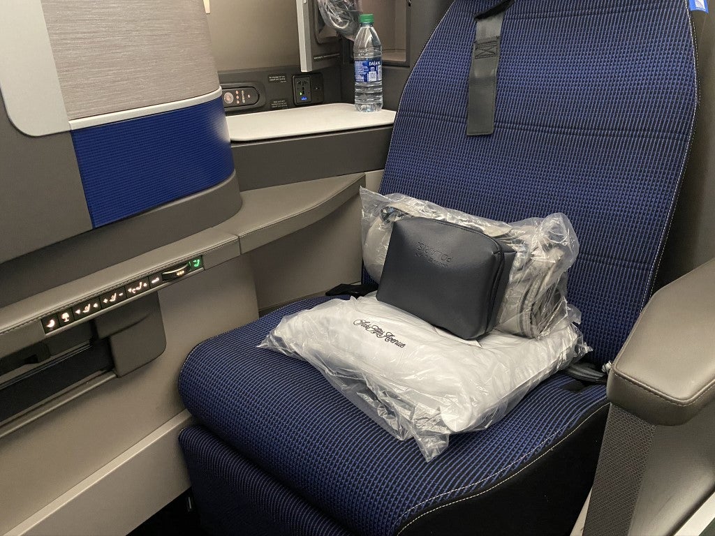 United Polaris seat on Boeing 787 9 Dreamliner