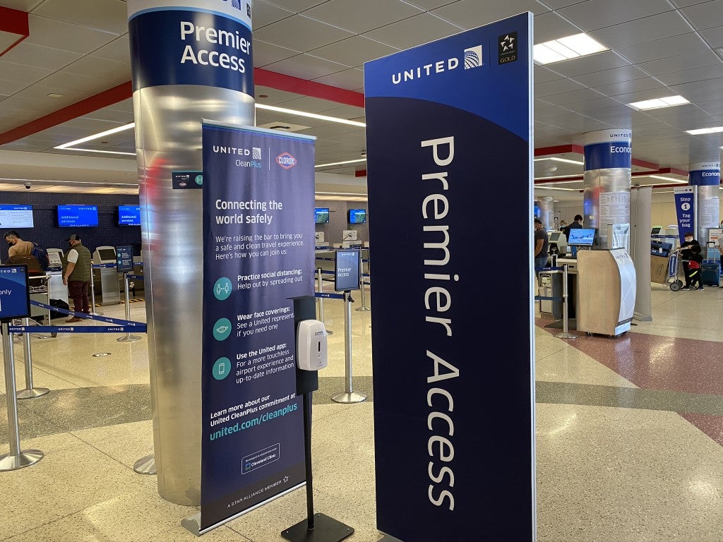 United Premier Access check in at Boston Logan Airport BOS