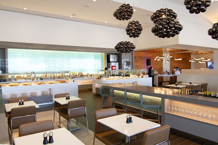 American Airlines Flagship Lounge DFW DFW Flagship Lounge