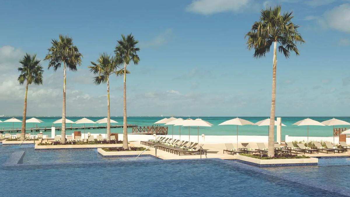 Hyatt Ziva Cancun Infinity Pool Mexico