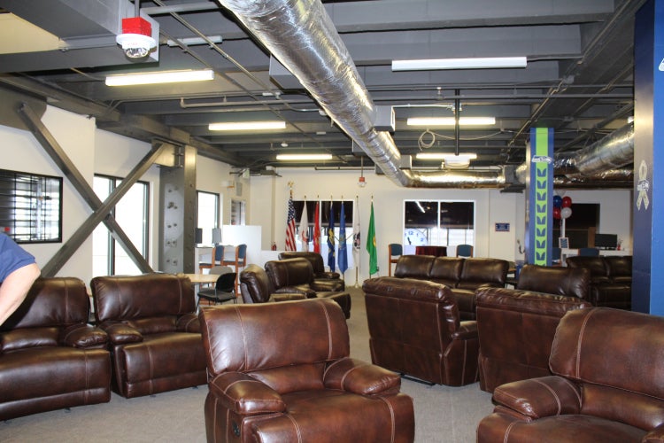 USO Lounge SEA USO Lounge SEA