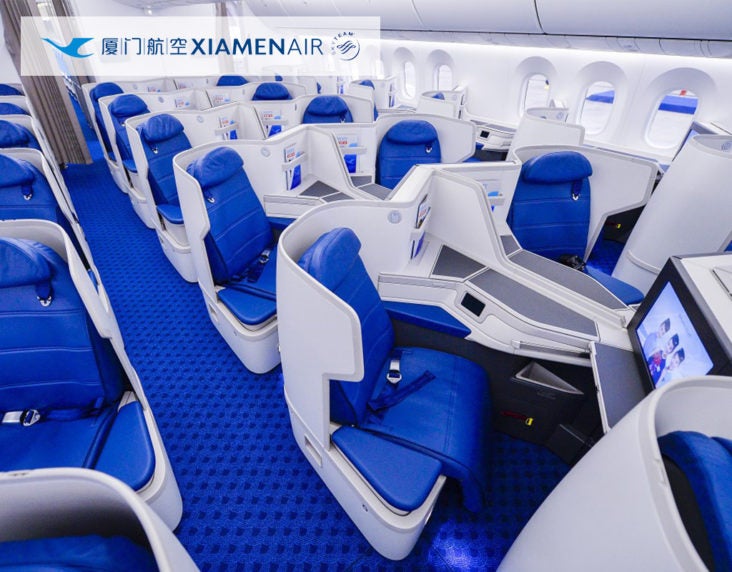 XiamenAir 787-9 business class XiamenAir 787-9 business class