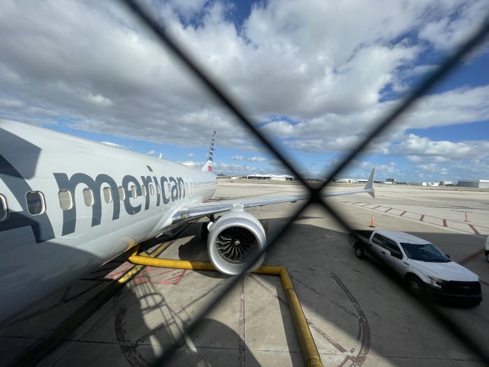 American Airlines 737 MAX from Jetbridge