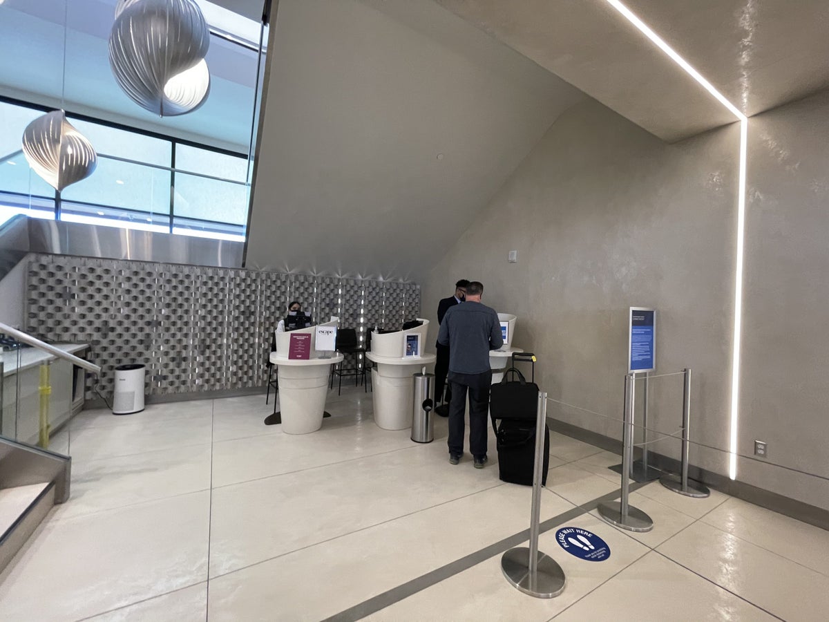 Amex Centurion Lounge PHX Check In