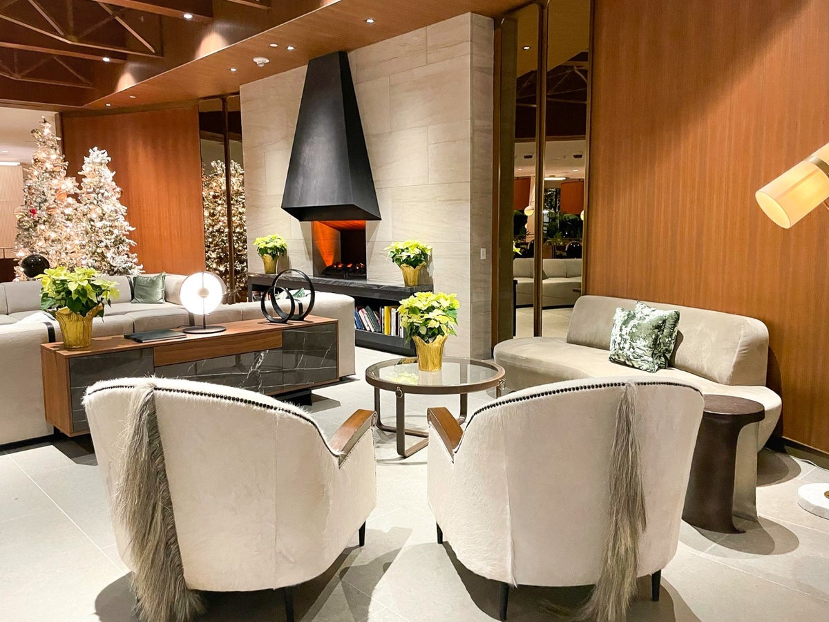 C. Baldwin Curio Collection Hilton Hotel in Houston Texas lobby seating