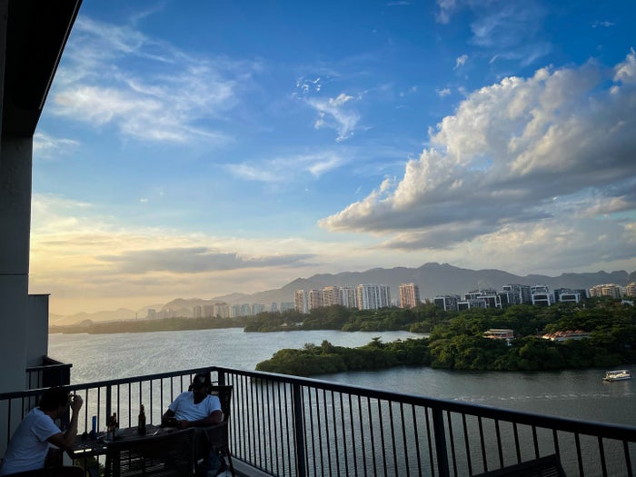 Lounge lagoon view Grand Hyatt Rio de Janeiro