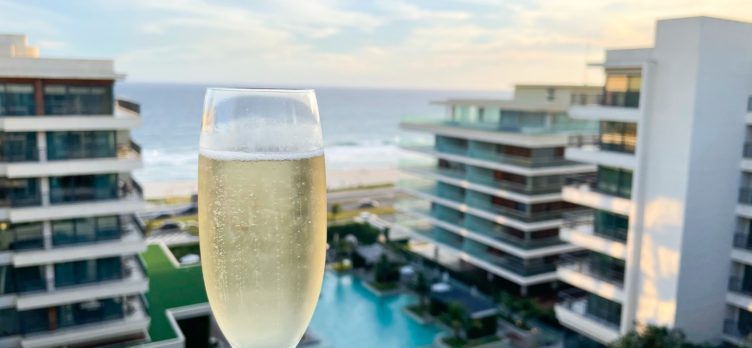 Lounge sparkling wine champagne spumante at Grand Hyatt Rio de Janeiro