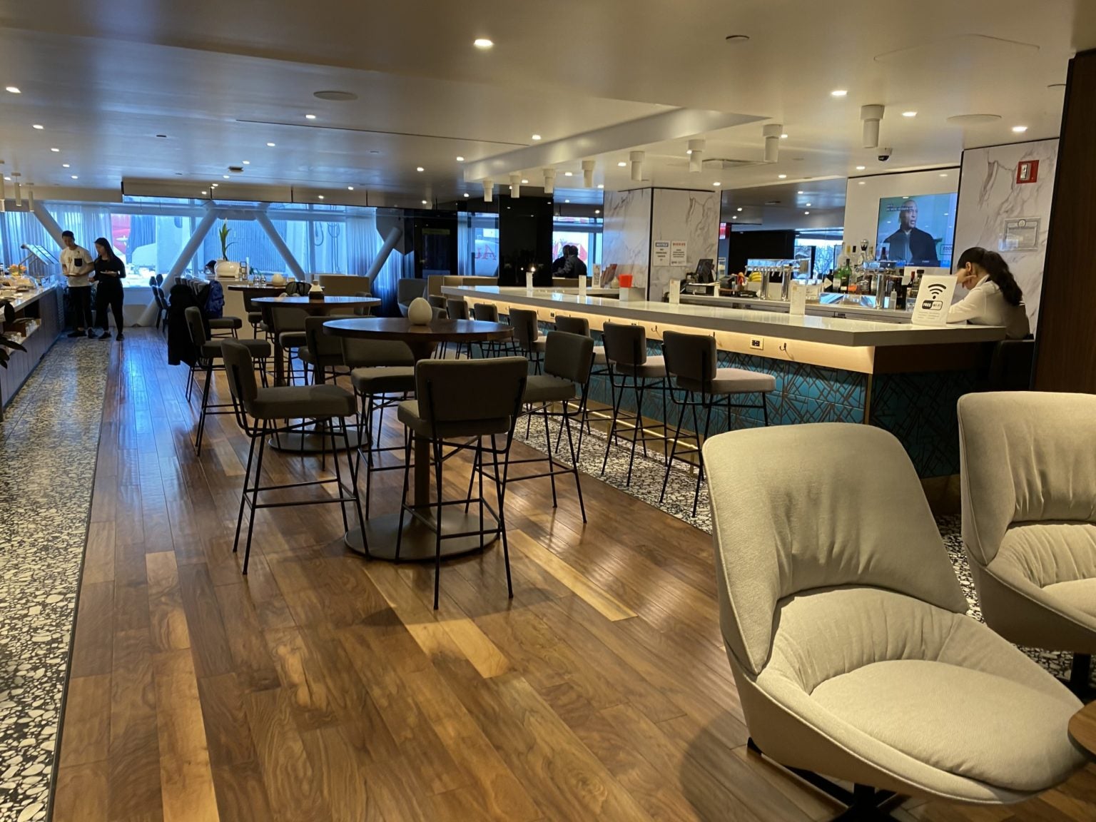 priority pass travel lounges