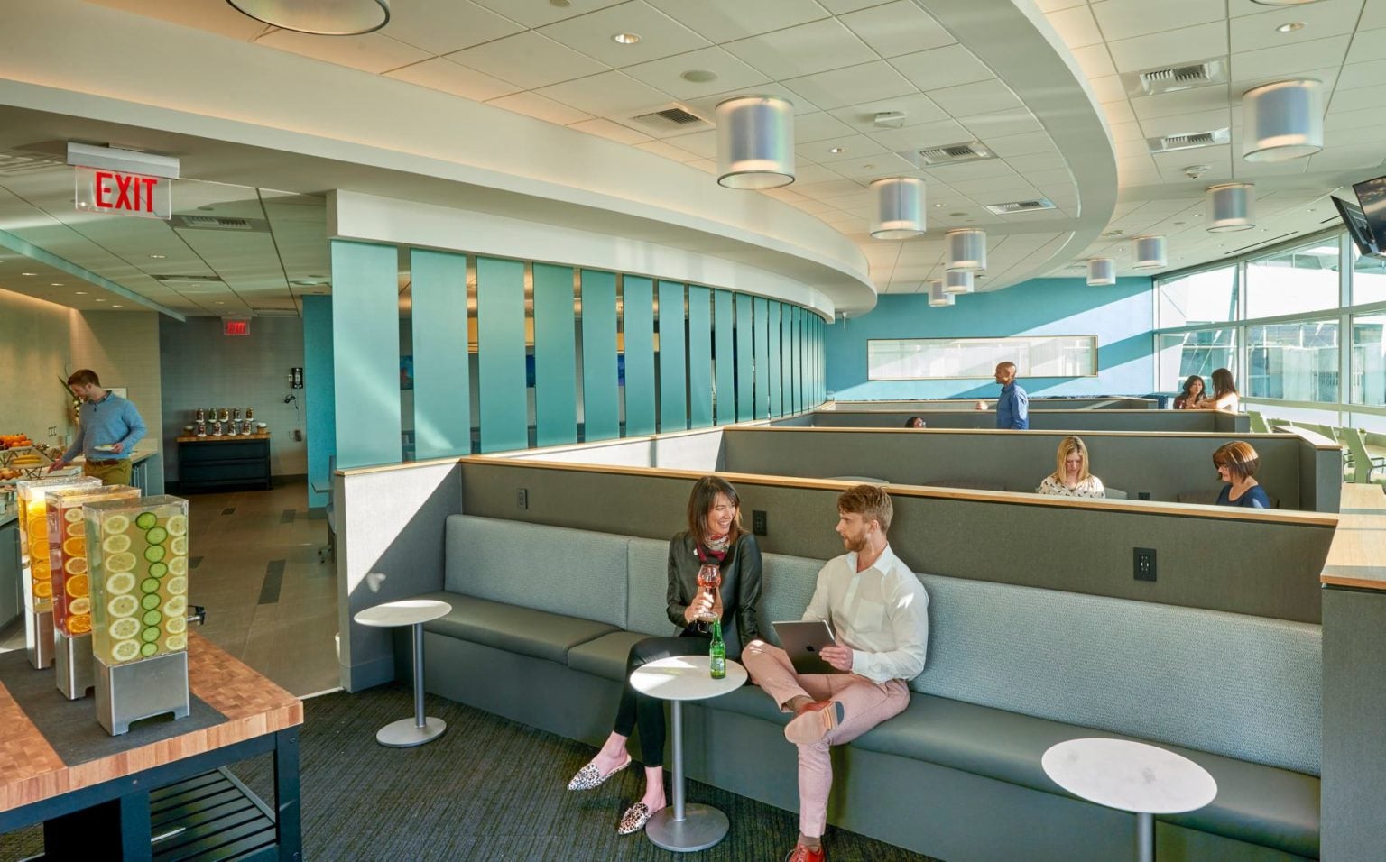 The 18 Best Priority Pass Lounges in the U.S. [2021 Guide]