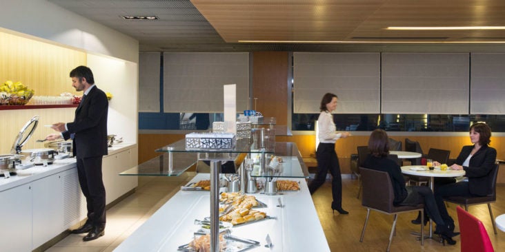 Air France Business Lounge at CDG Air France Business Lounge at CDG