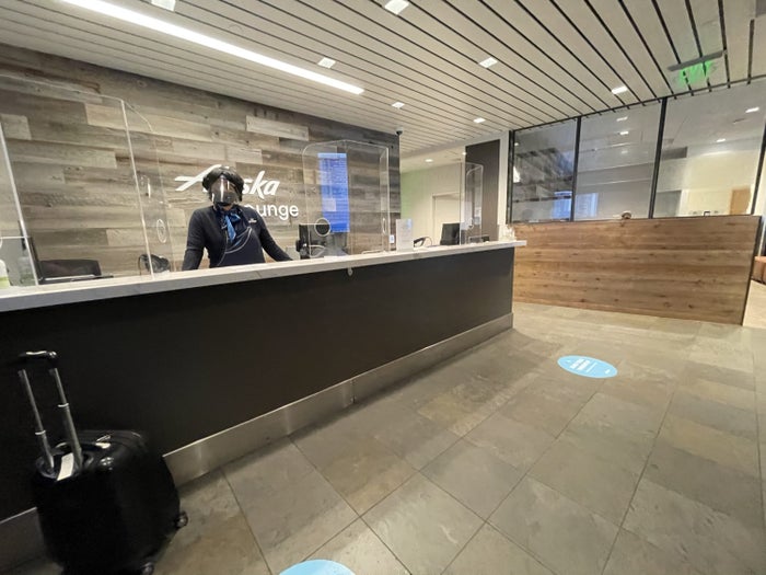 Alaska Airlines Boardroom Check In Desk