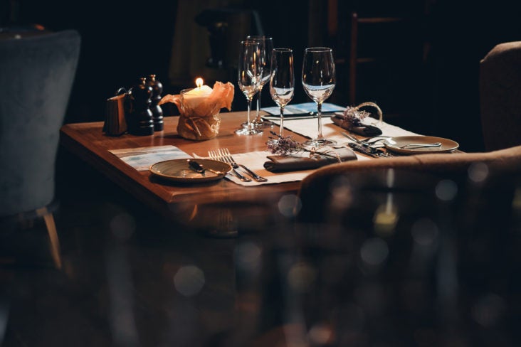Dining Dining