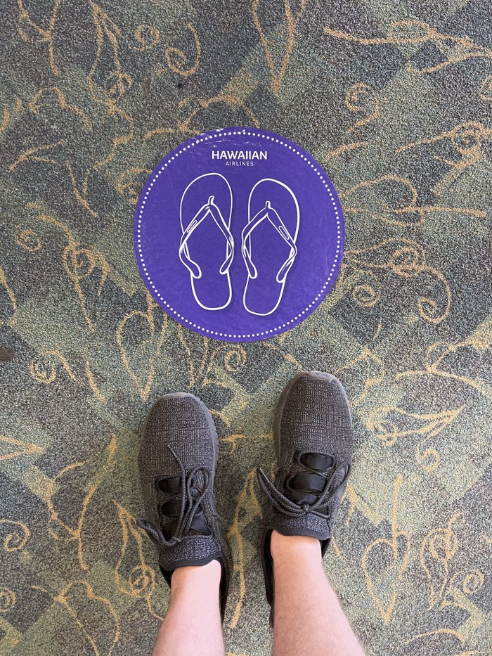 Honolulu Airport Social Distancing Marker