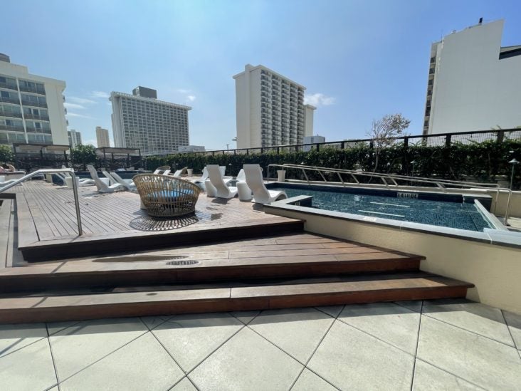 Hyatt Centric Waikiki Pool Hyatt Centric Waikiki Pool