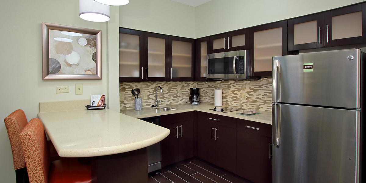 Staybridge Suites Houston Medical Center kitchen