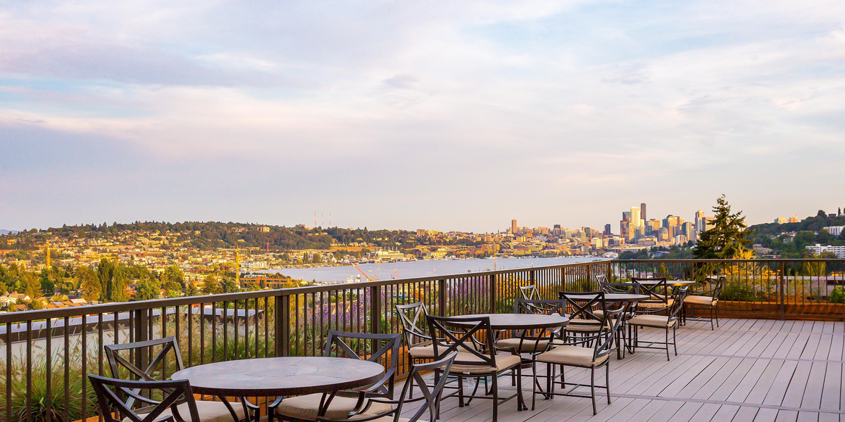 Staybridge Suites Seattle rooftop deck