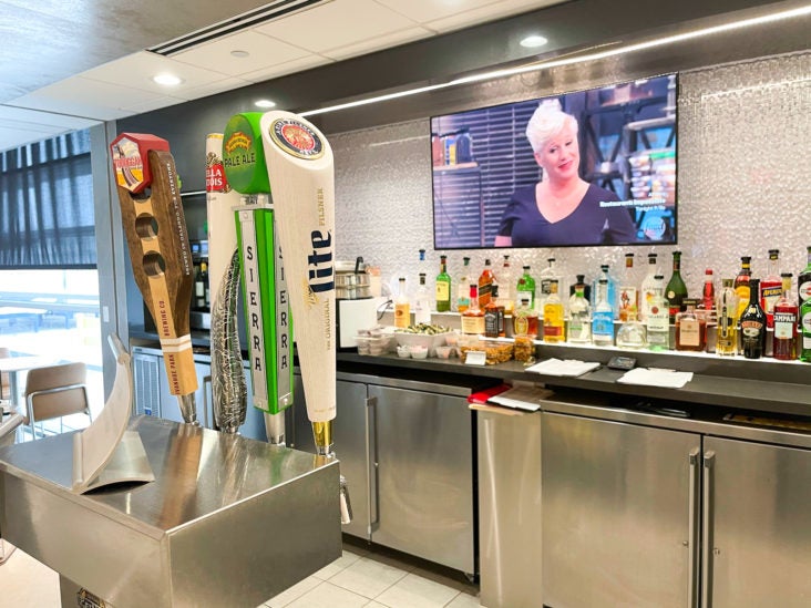 American Airlines Admirals Club at Orlando MCO drink selection American Airlines Admirals Club at Orlando MCO drink selection