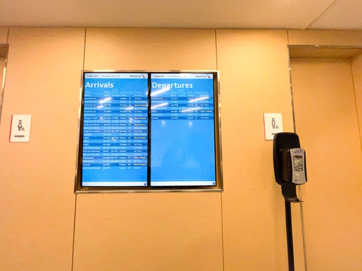 American Airlines Admirals Club at Orlando MCO flight schedule American Airlines Admirals Club at Orlando MCO flight schedule