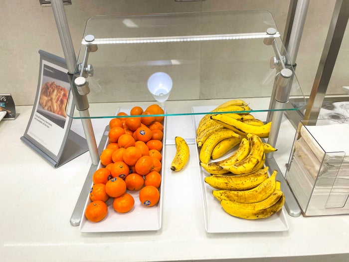 American Airlines Admirals Club at Orlando MCO fruits