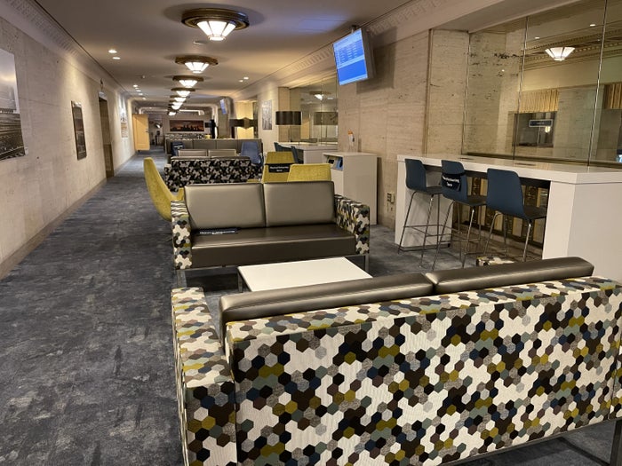 Amtrak Philadelphia Metropolitan Lounge