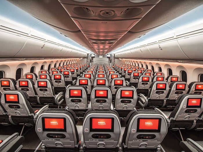Avianca 787-8 economy
