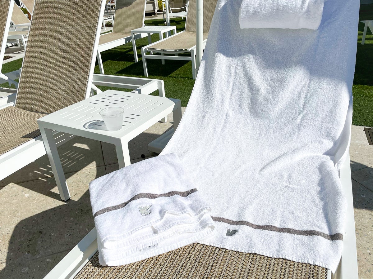 JW Marriott Bonnet Creek Orlando pool towels