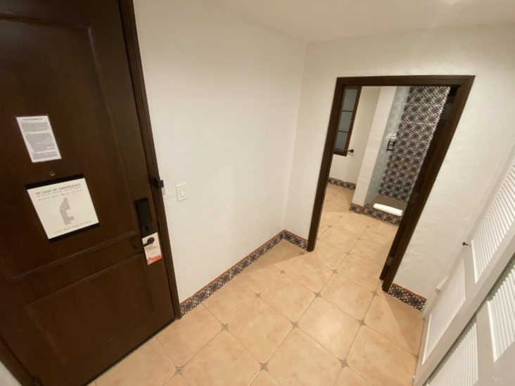 Mar Monte King Corner Premium Room Foyer Mar Monte King Corner Premium Room Foyer