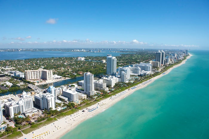 The 30 Best Things To Do in Miami and Miami Beach [Free, Kid-Friendly Activities, and Beaches]