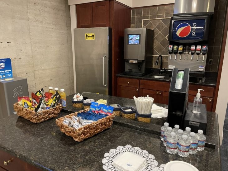 Amtrak Lounge PHL Snacks Amtrak Lounge PHL Snacks