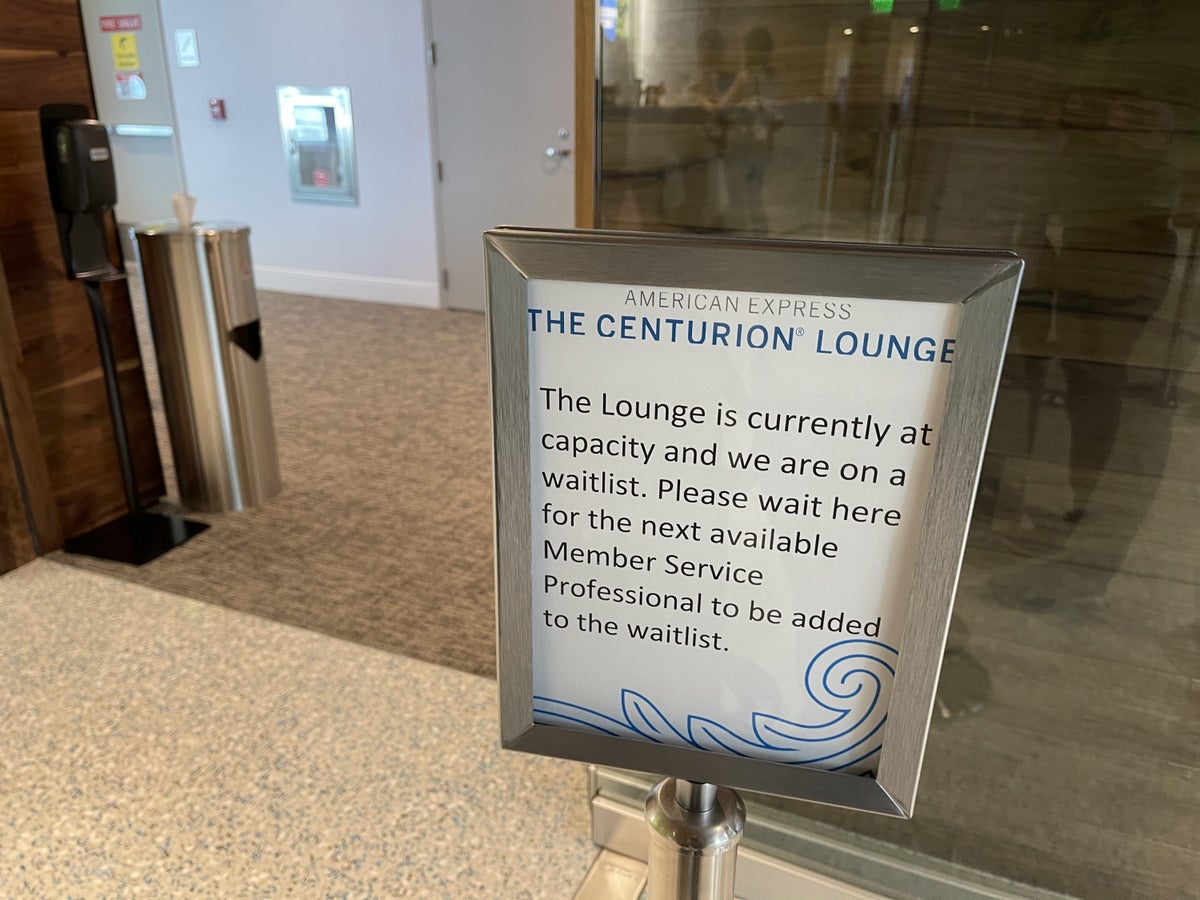 Centurion Lounge DEN Capacity Sign