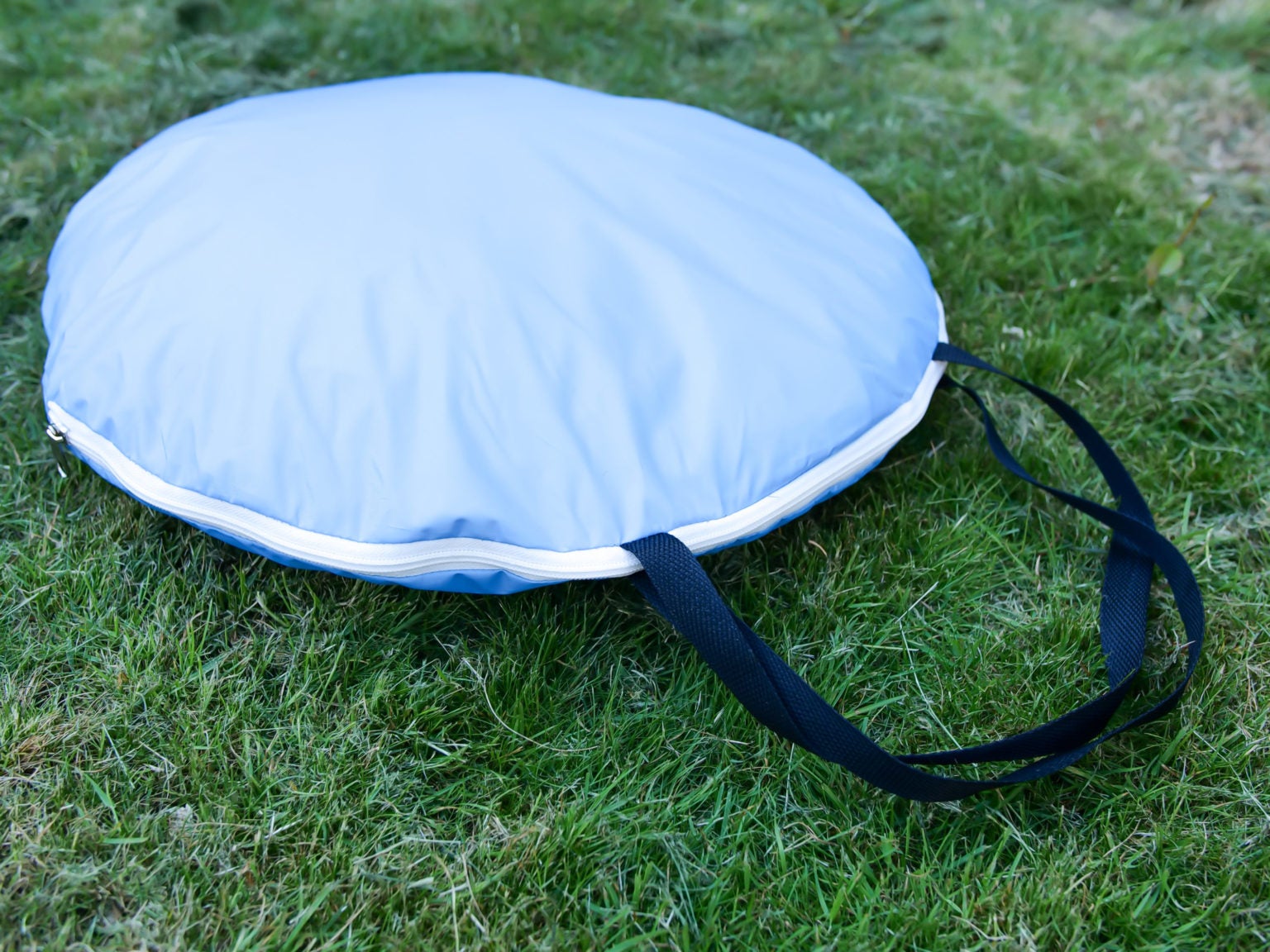 15 Best Beach Umbrellas & Tents for Adults & Kids [2022]