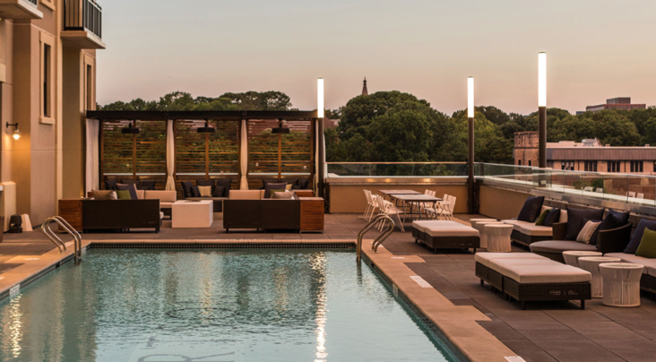 Rooftop pool at Aertson Hotel Rooftop pool at Aertson Hotel