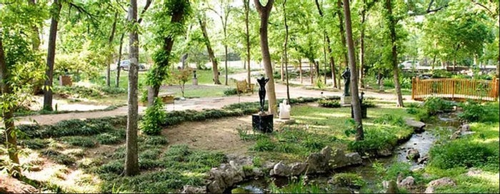 Umlauf Sculpture Garden and Museum