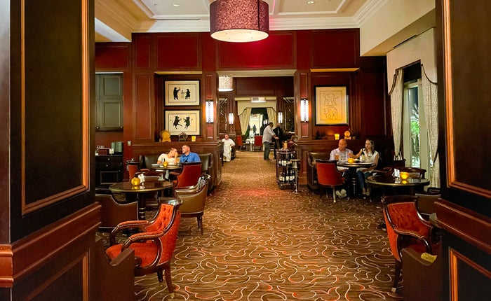 Waldorf Astoria Orlando Bull and Bear bar