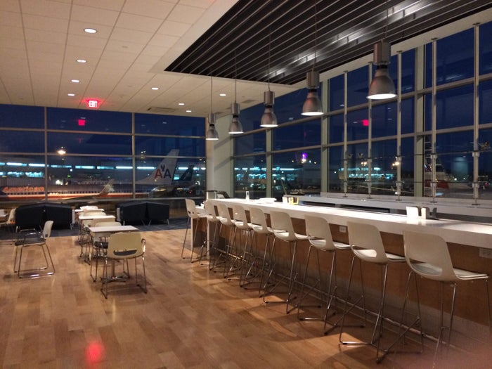 Aspire Aspire Lounge at SAN