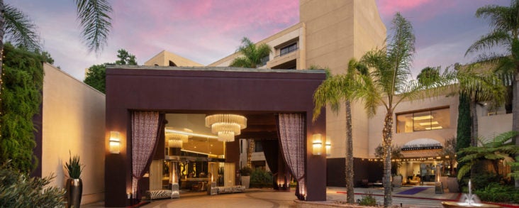 Avenue of the Arts Costa Mesa, a Tribute Portfolio Hotel Avenue of the Arts Costa Mesa, a Tribute Portfolio Hotel