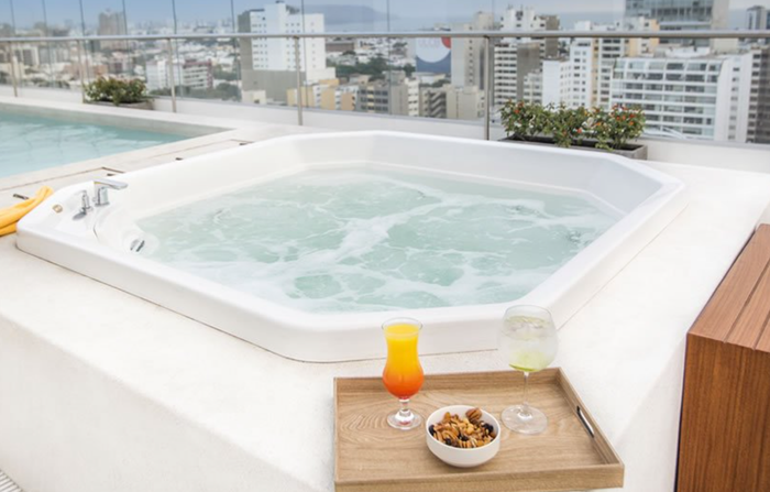Rooftop hot tub at Dazzler Lima San Isidro