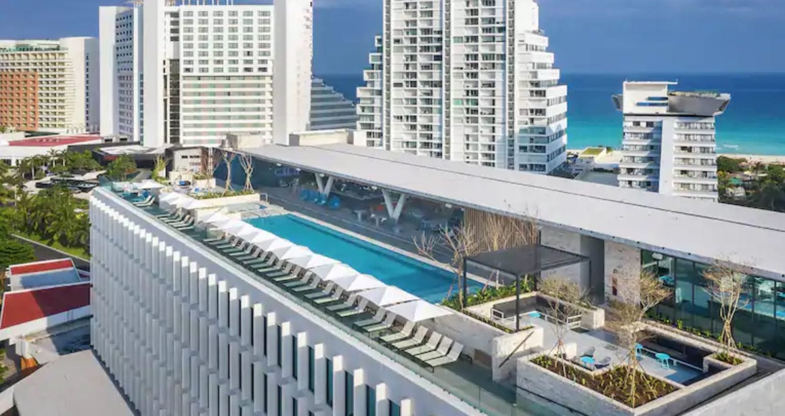 The 9 Best Cancún Hotels To Book With Points for Max Value [2023]