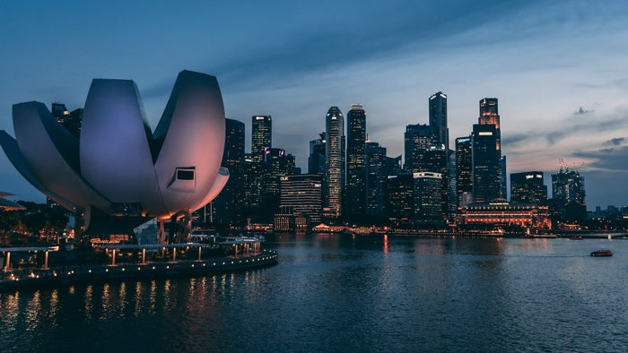 The Best Ways To Fly to Singapore With Points and Miles [Step by Step]