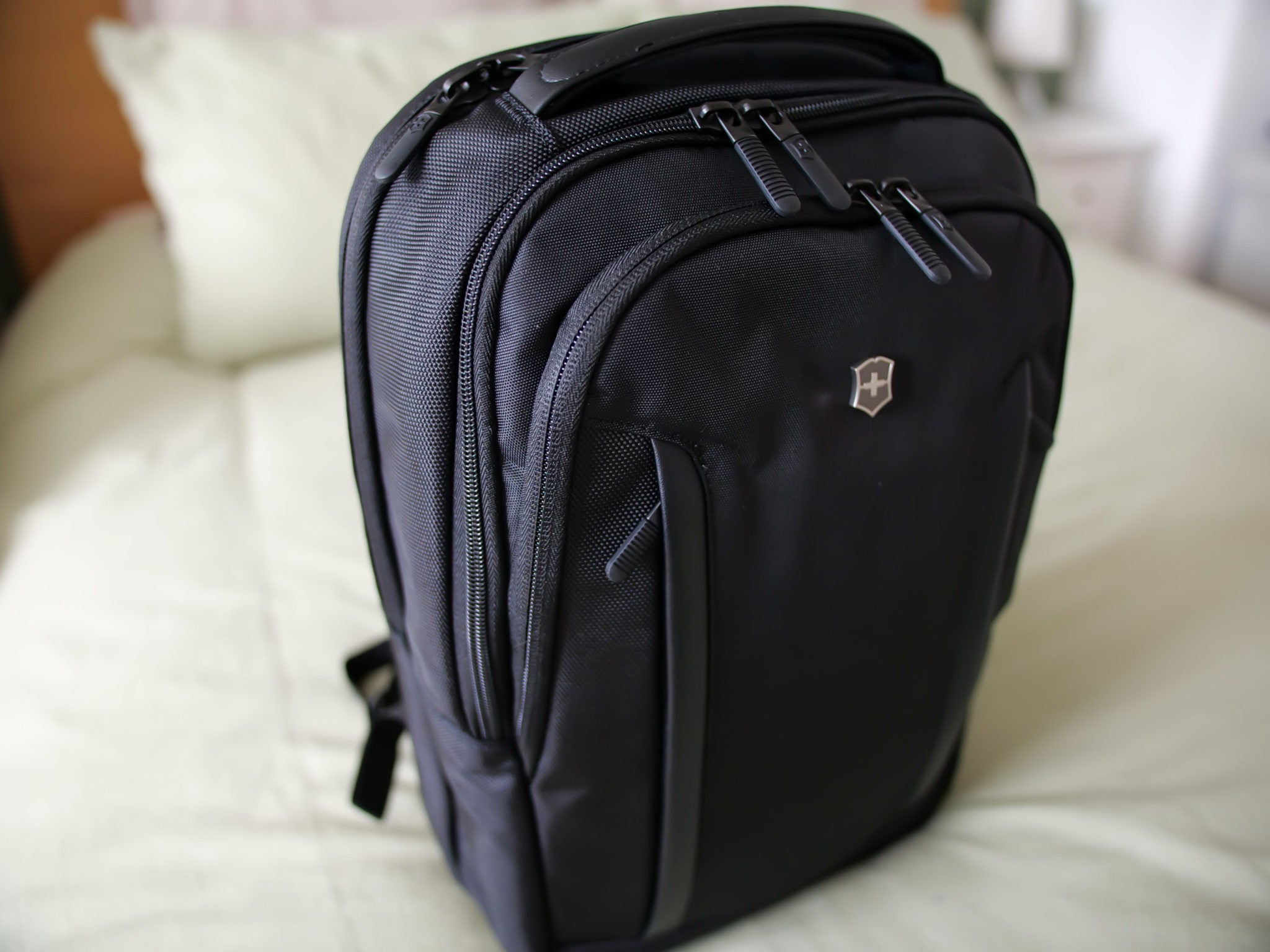 buy victorinox luggage