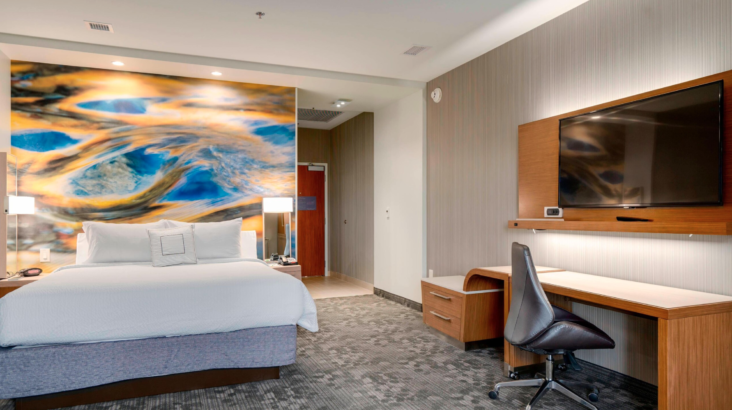 Guest room at Courtyard by Marriott Niagara Falls USA Guest room at Courtyard by Marriott Niagara Falls USA