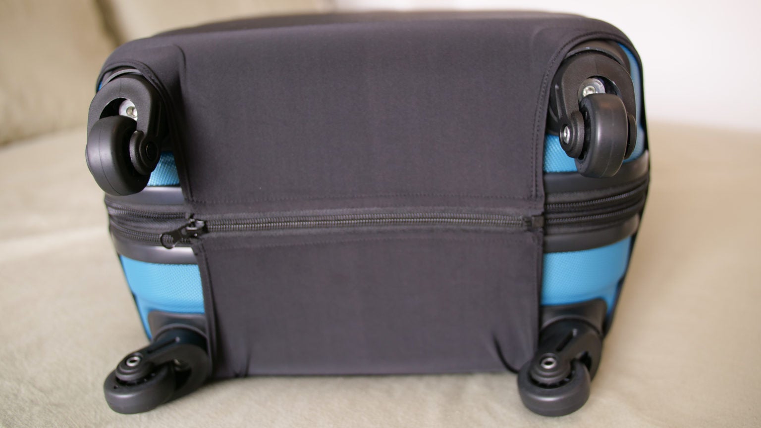 travel luggage cover