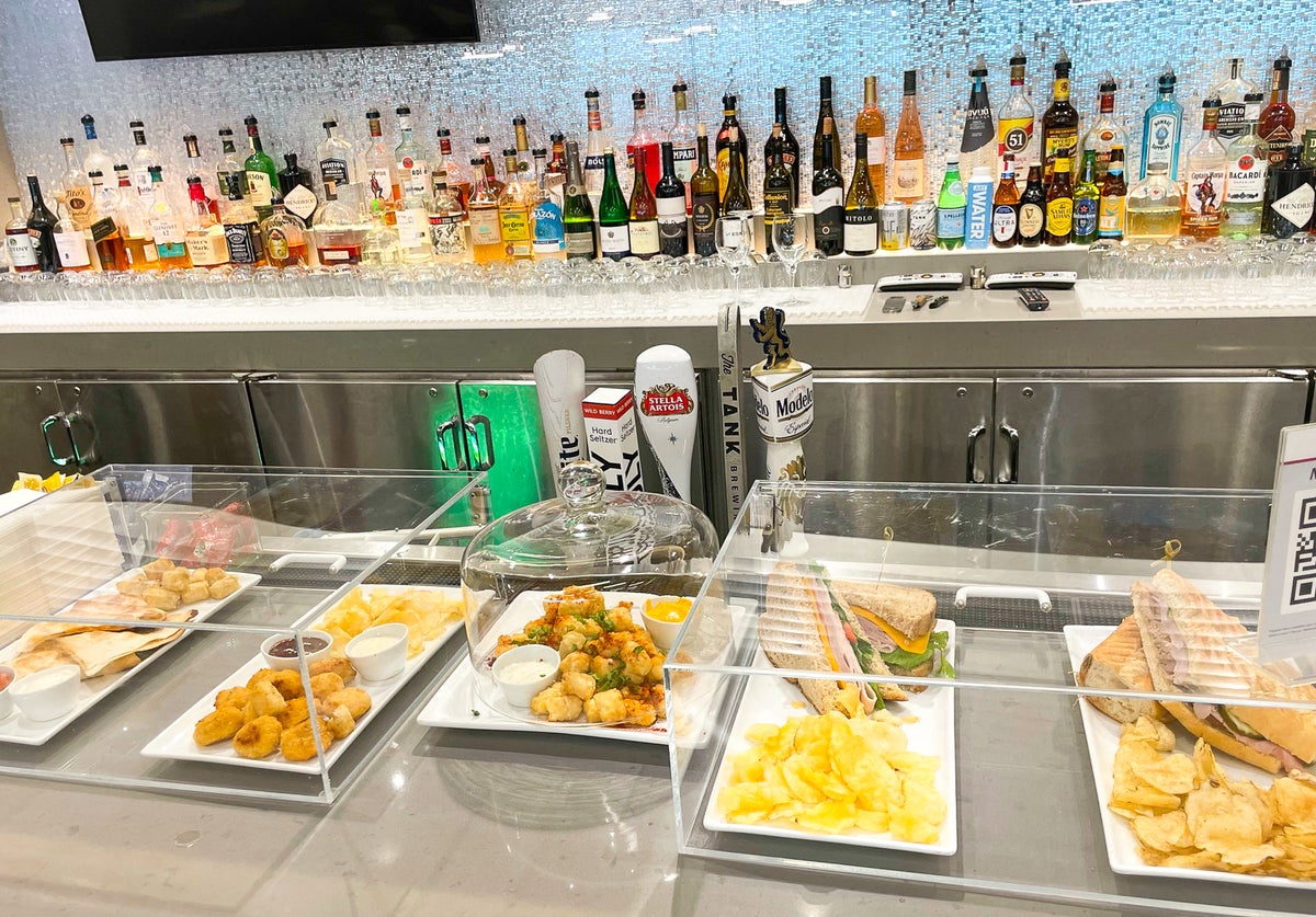 Admirals Club Miami International Airport Bar and Food