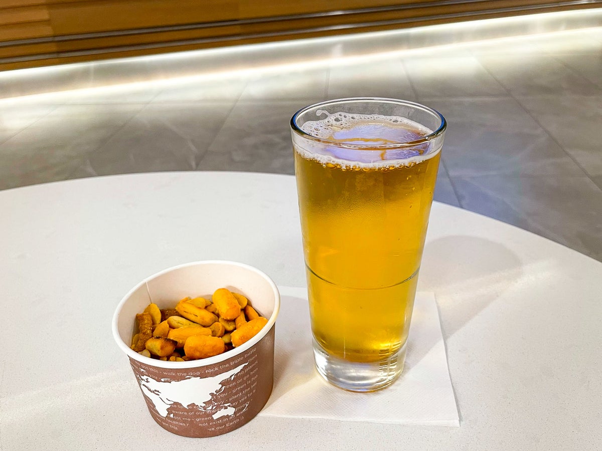 Admirals Club Miami International Airport Beer and Snacks