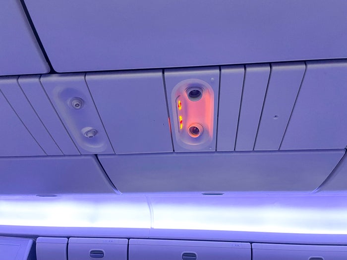 American Airlines First Flagship Business Class Miami to Boston air nozzles