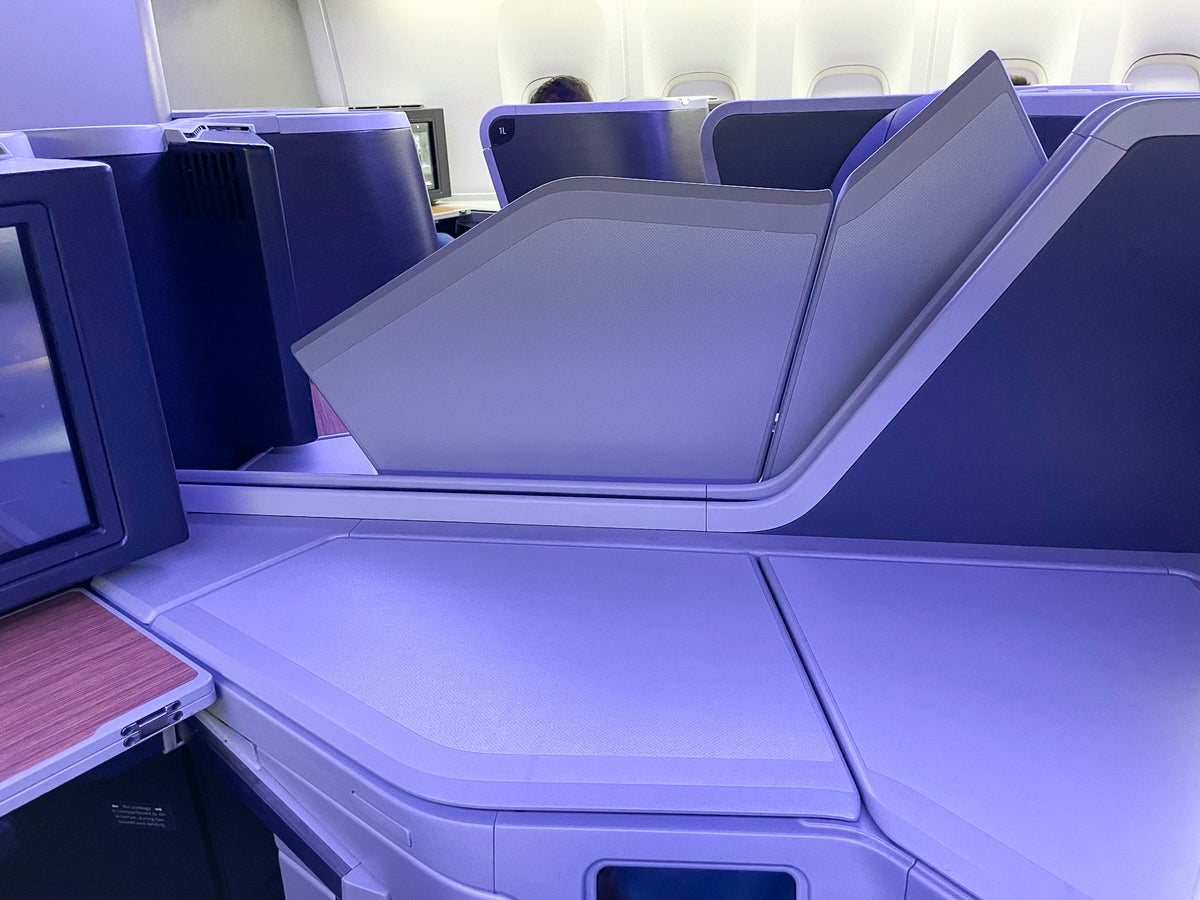 American Airlines First Flagship Business Class Miami to Boston privacy