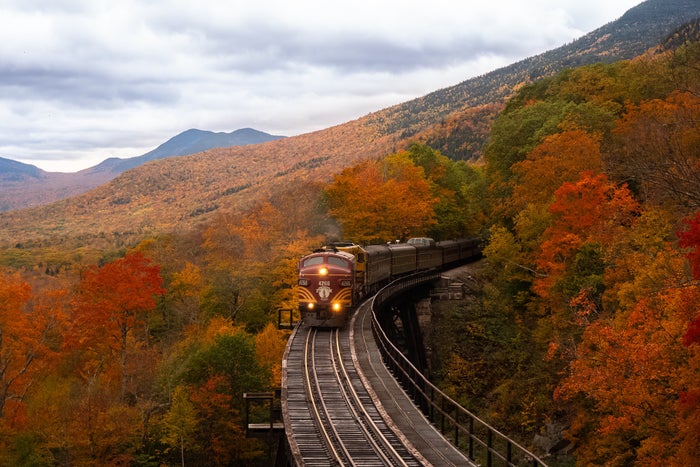 20 Amazing Places To See Fall Foliage in the U.S. in 2025